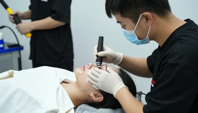 轮胎更换套装帮助保养提升服务能力